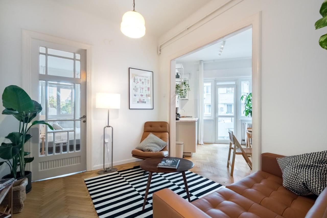 Cismigiu Serenity: 1Br Flat With Scenic Balcony Bucharest Exterior photo